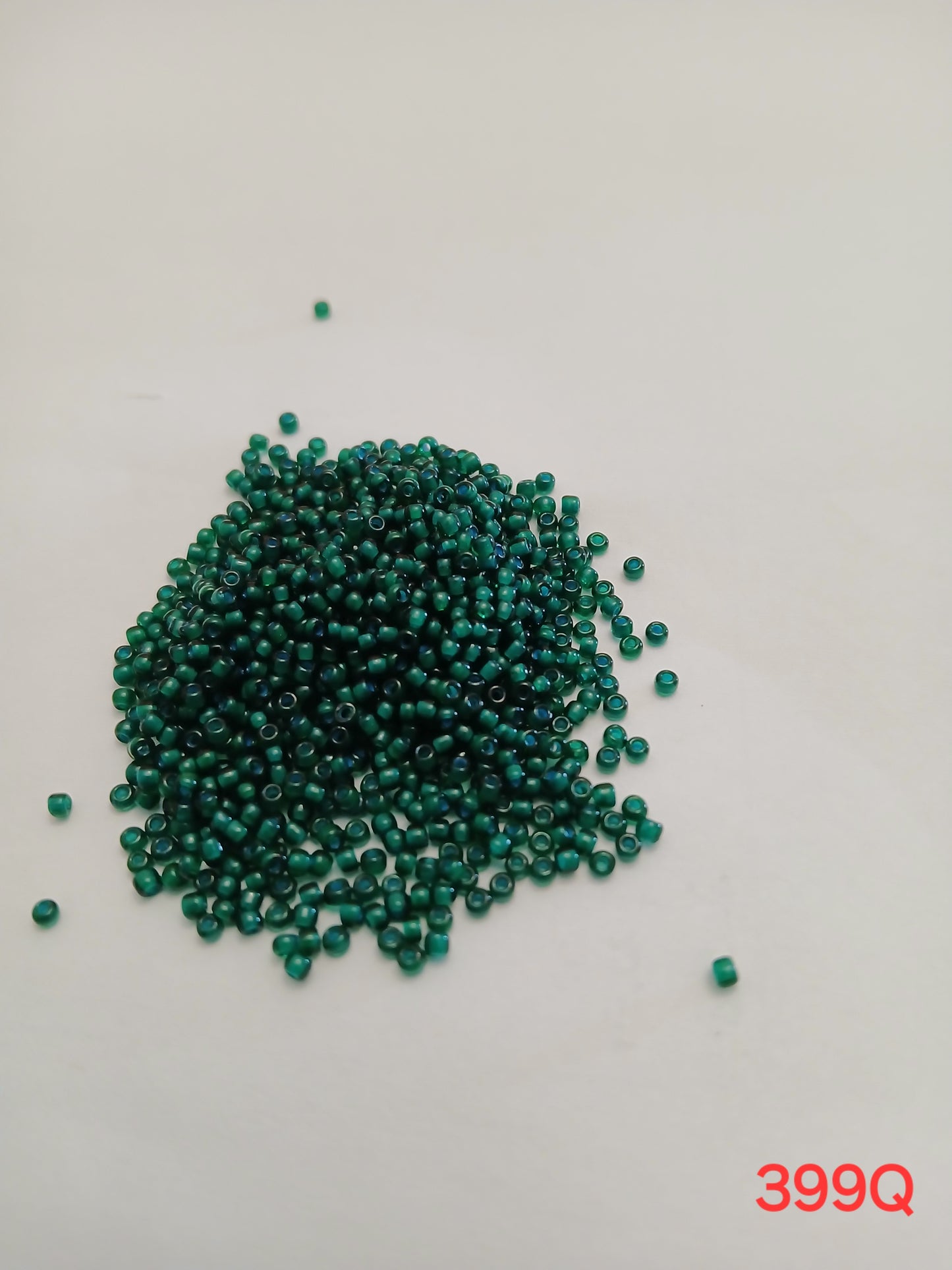 Seed beads-Green- Size 11