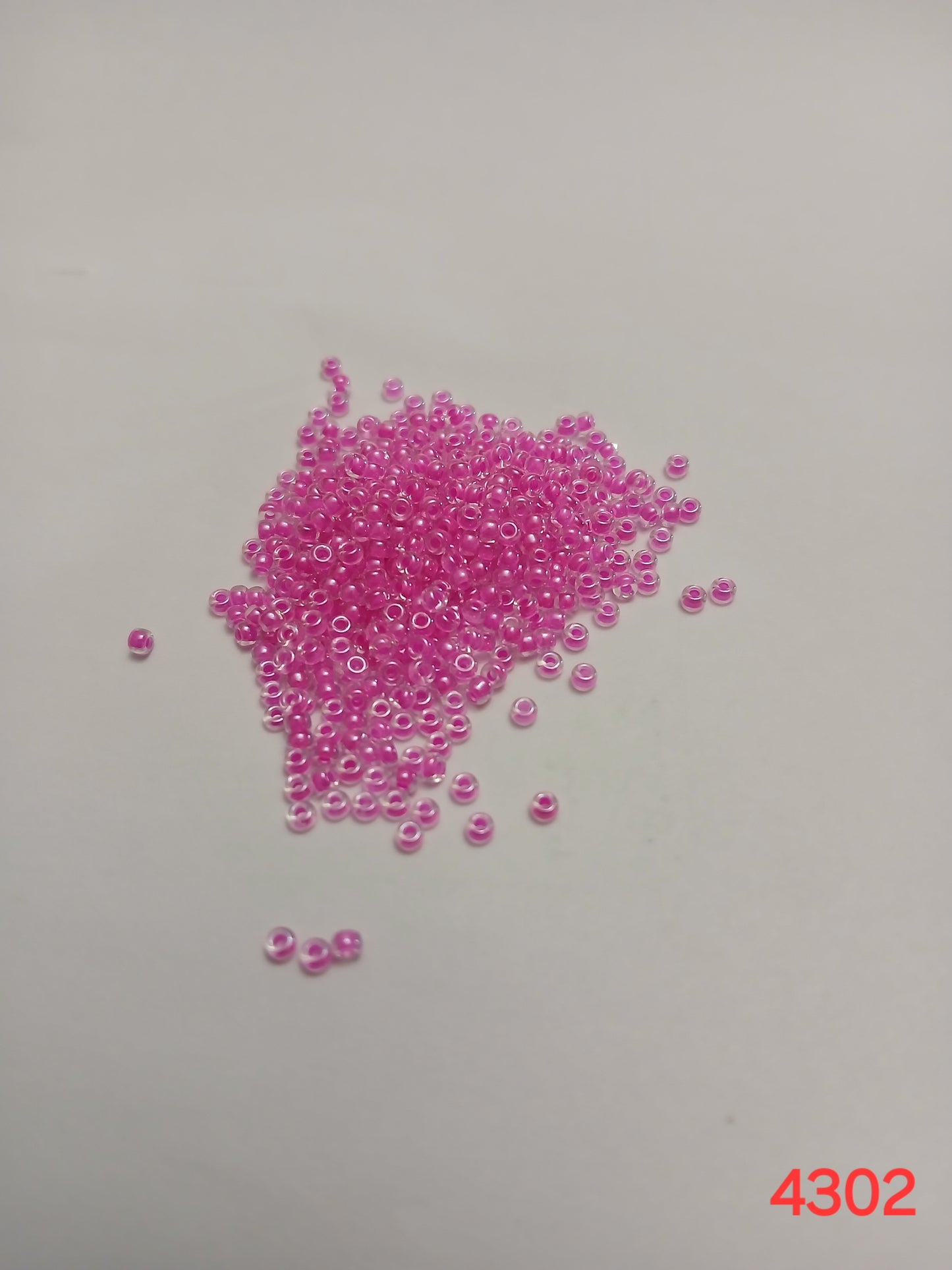 Seed beads-Pink-Size 11